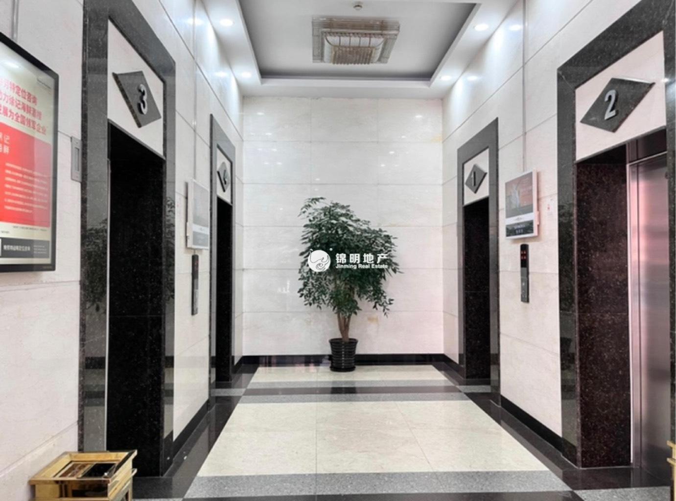 万体馆徐汇商务大厦48平米写字楼出租